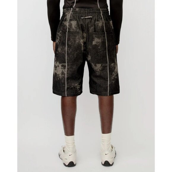GAMEFACE Oversized Shorts in Denim Acid - Picture 3 of 5